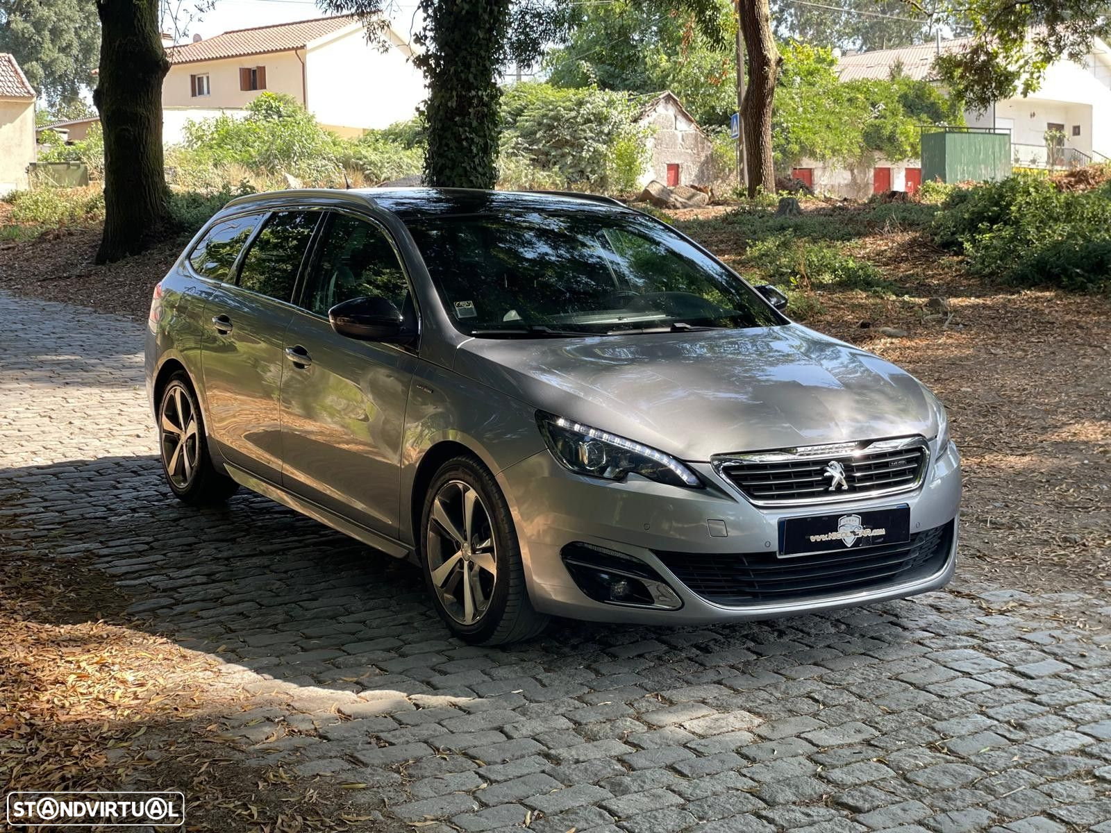 Peugeot 308 1.2 PureTech GT Line EAT8 - 33