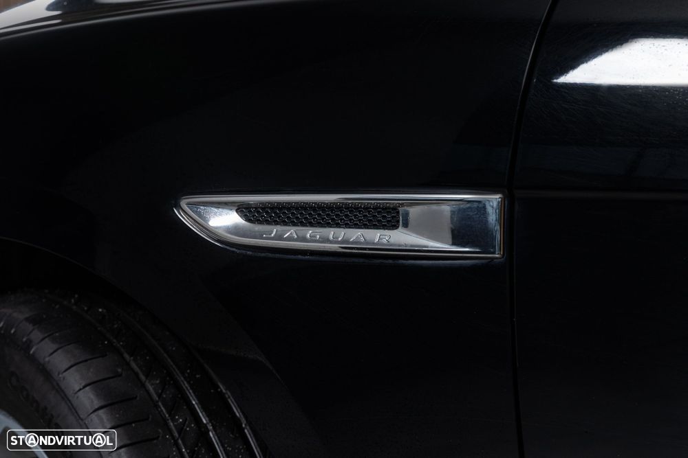 Jaguar F-Pace 2.0 i4D Prestige - 8