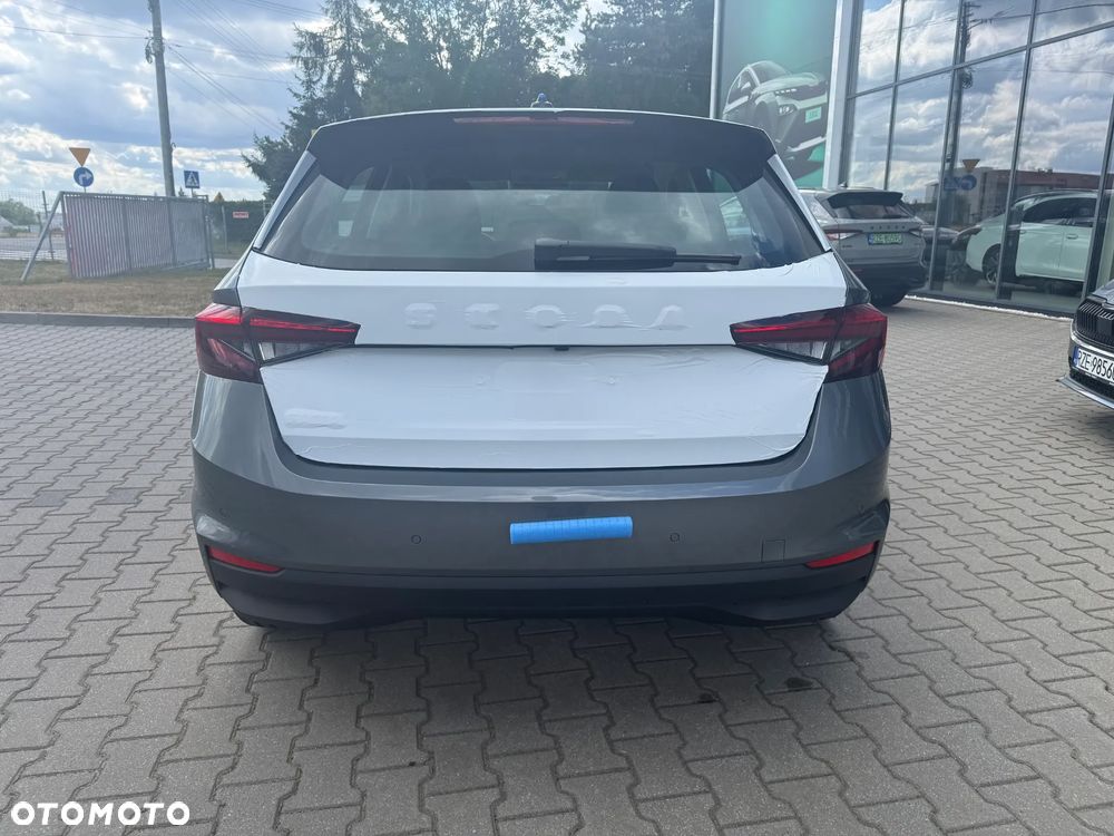 Skoda Fabia 1.5 TSI Drive DSG - 5