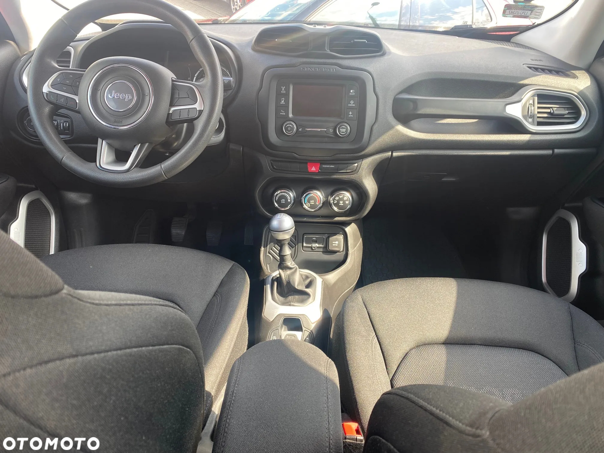 Jeep Renegade 1.6 E-TorQ Sport FWD - 8