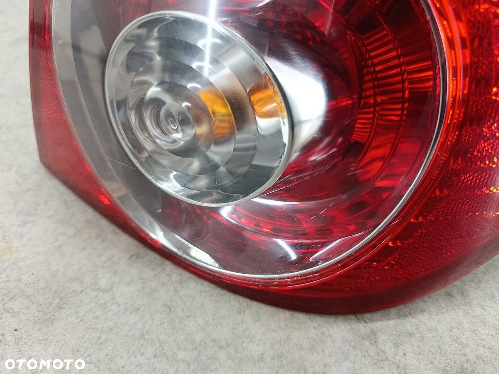 LAMPA TYLNA PRAWA CHEVROLET EPICA - 4