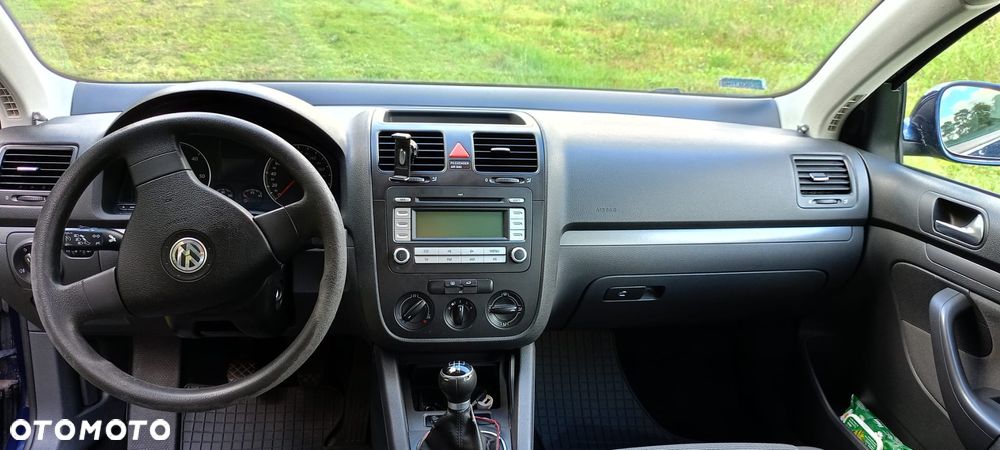 Volkswagen Golf V 1.9 TDI Comfortline - 11