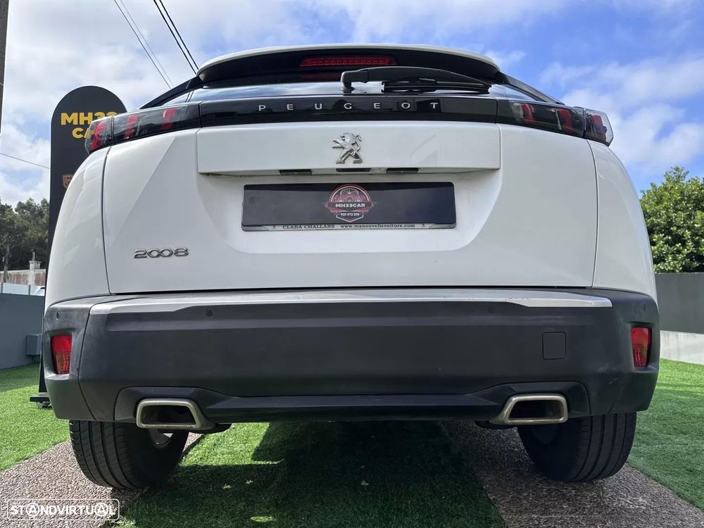 Peugeot 2008 1.2 PureTech Allure Pack - 16
