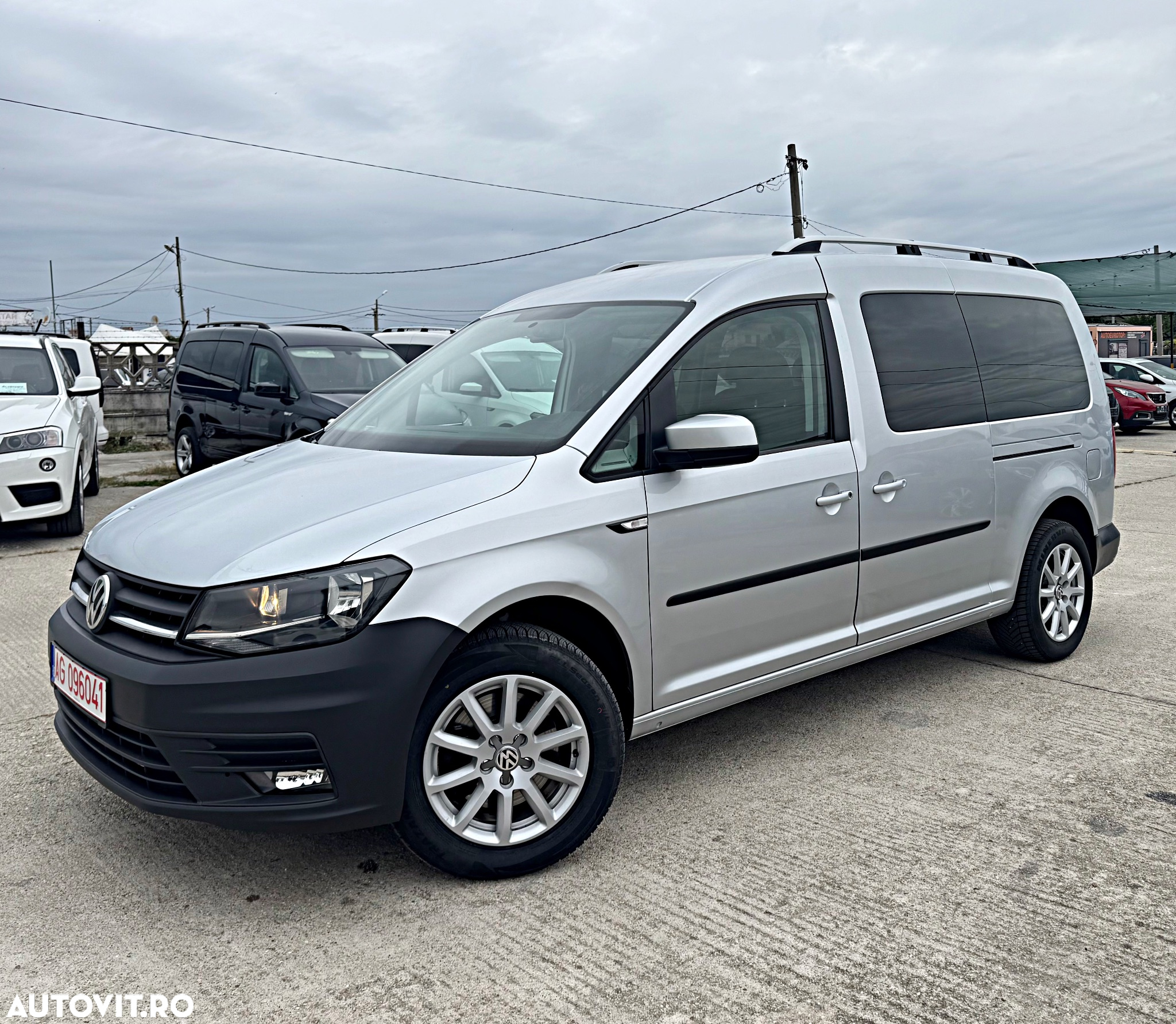 Volkswagen Caddy 2.0 TDI (7-Si.) Maxi Comfortline - 2