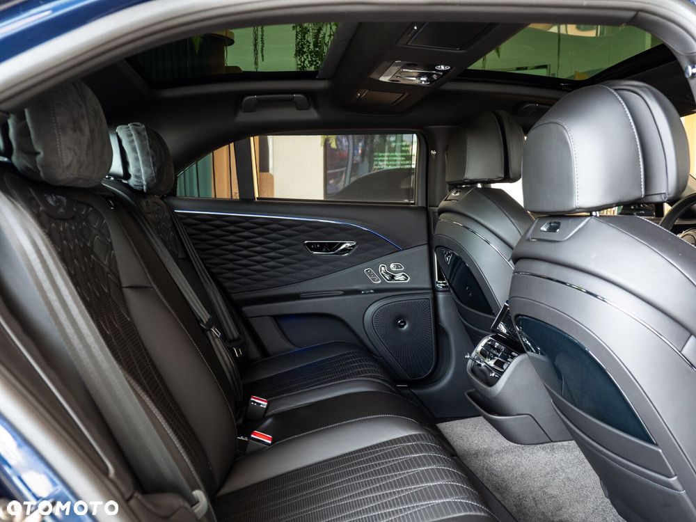 Bentley Flying Spur - 21