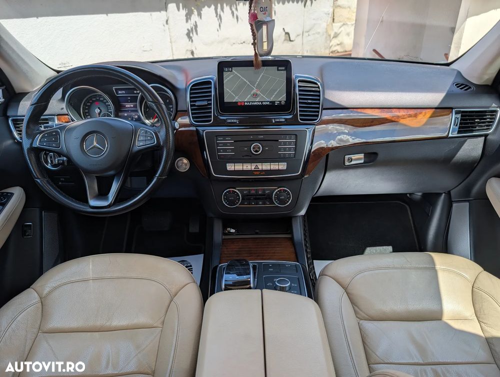 Mercedes-Benz GLE - 15