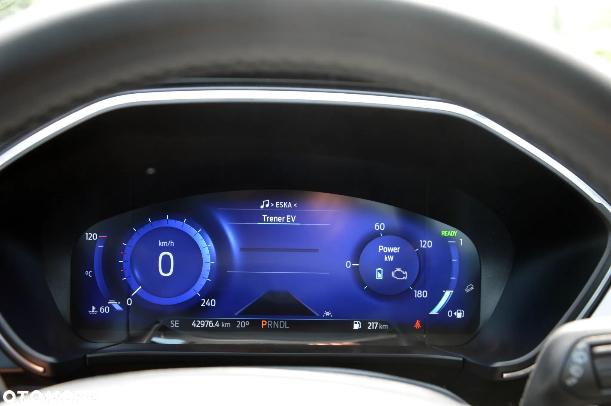 Ford Kuga 2.5 Duratec FHEV TITANIUM - 40