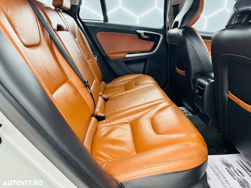 Volvo V60 D4 Geartronic Momentum - 7