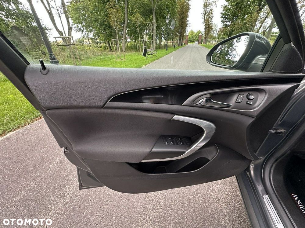 Opel Insignia - 18