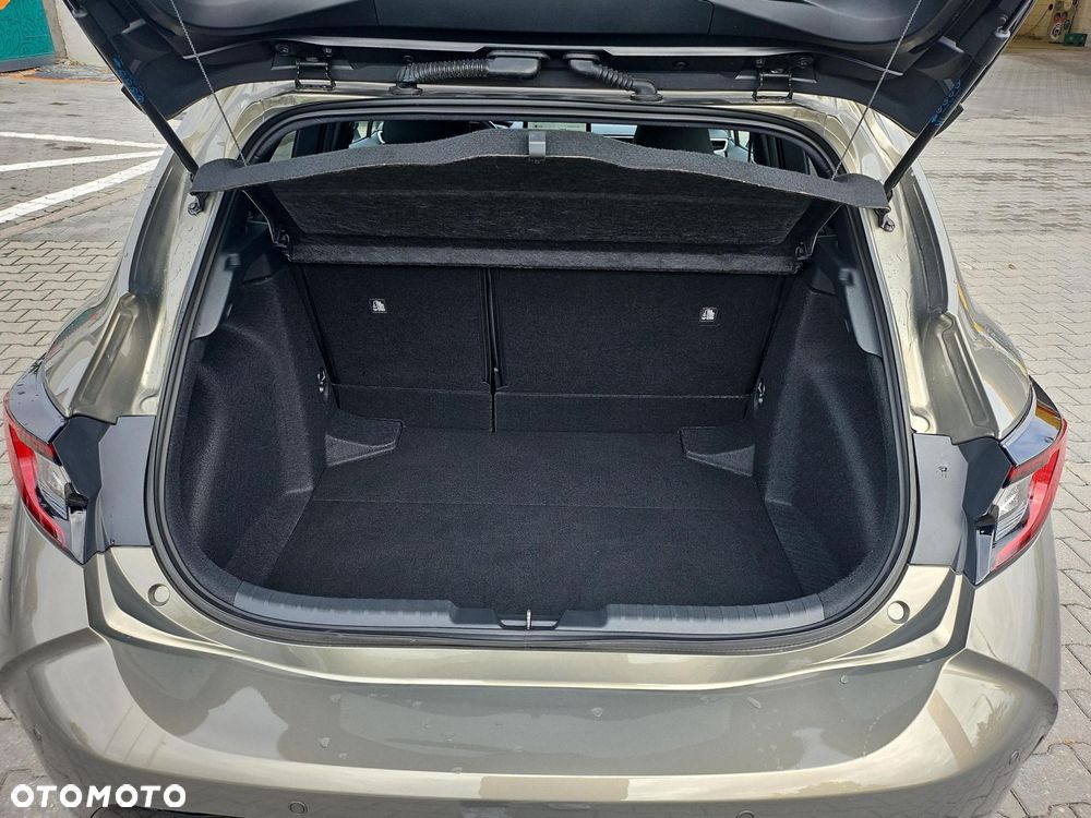 Toyota Corolla 1.8 Hybrid Style - 11