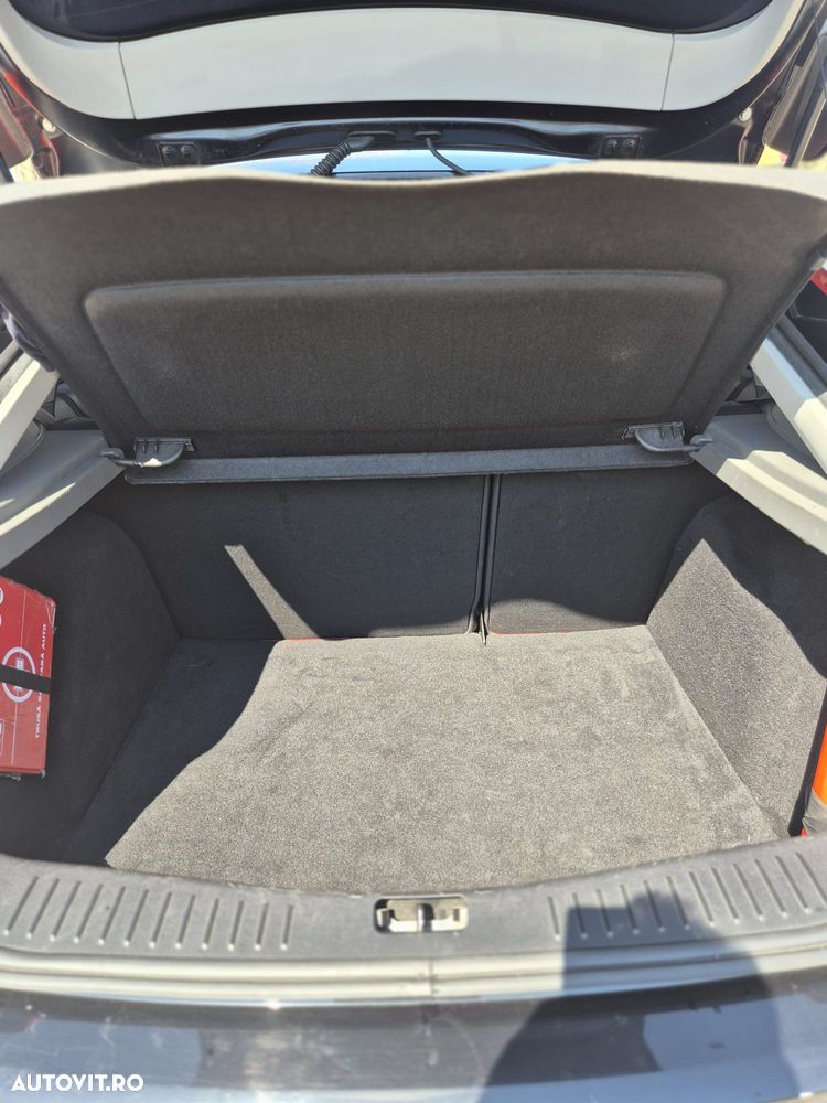 Ford Focus 1.6 TDCi Ambiente - 11