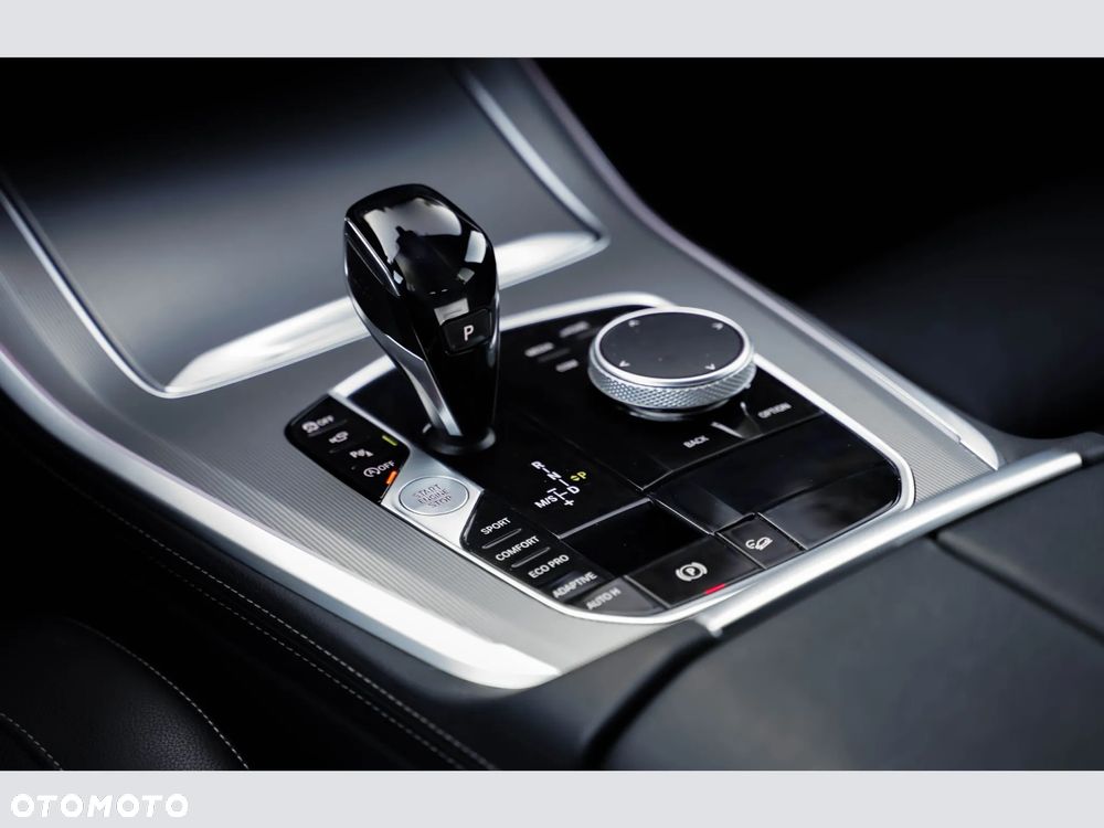 BMW X5 xDrive40i - 30