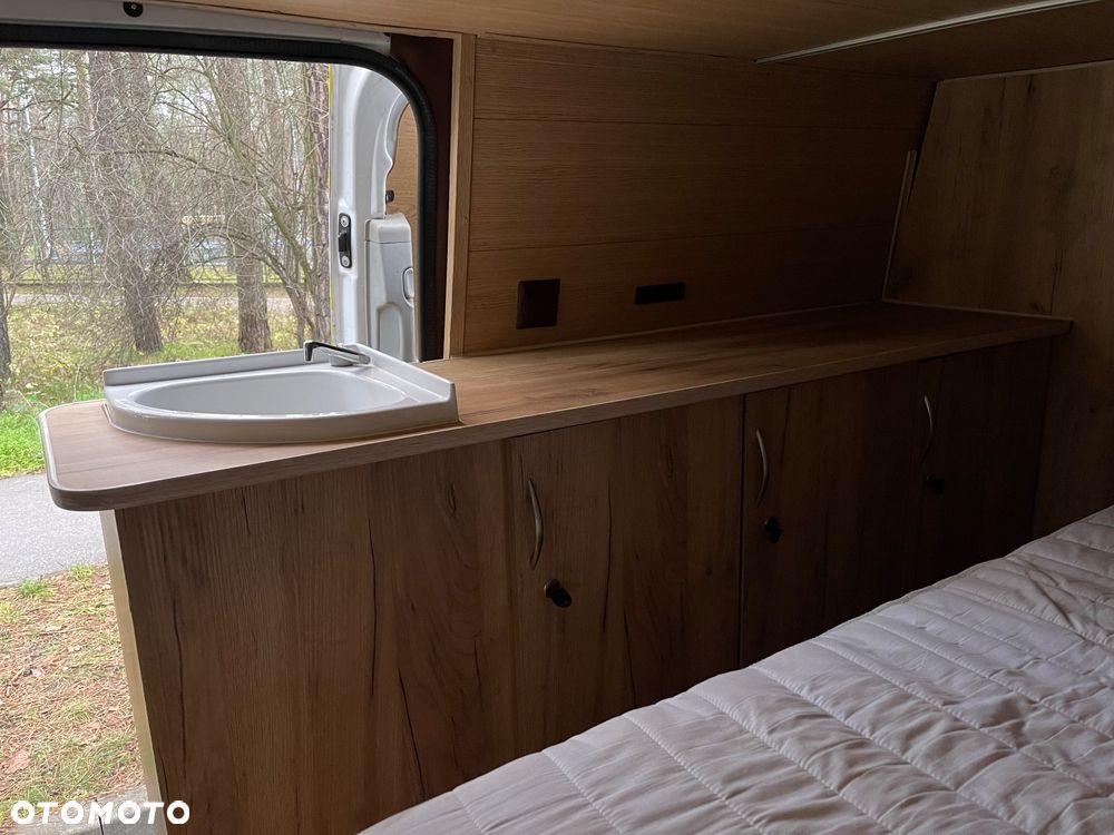 Mercedes-Benz Vito - 9