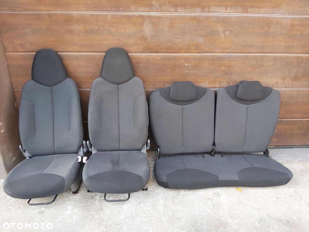 Toyota AYGO I Citroen C1Peugeot 107 FOTEL LEWY PRAWY przód tył kanapa 3D