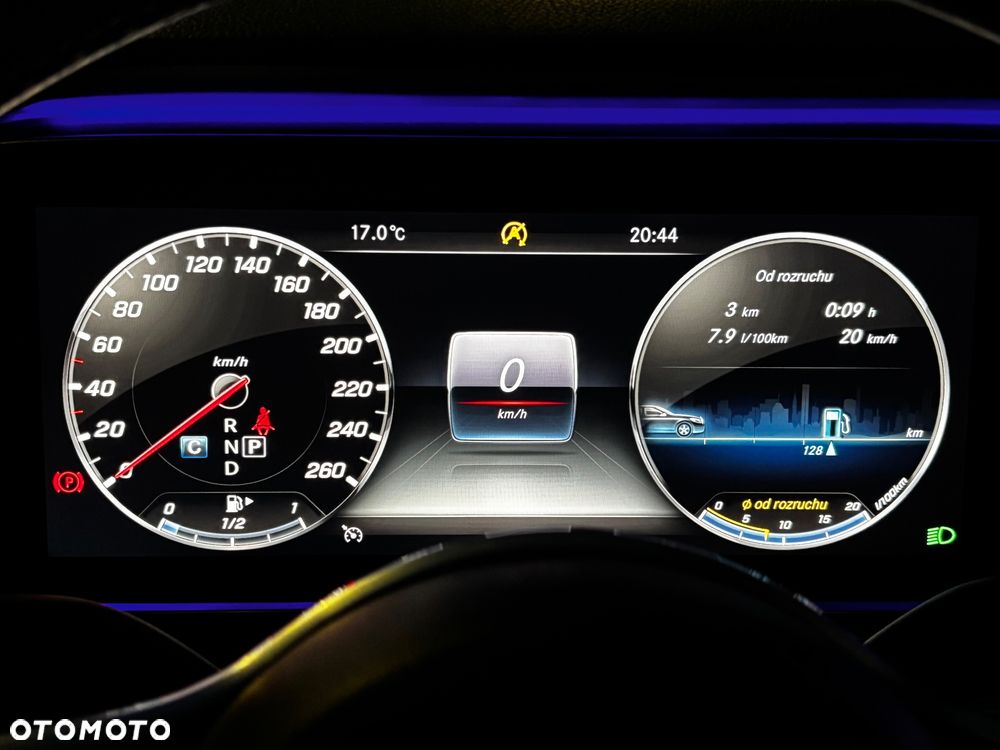 Mercedes-Benz Klasa E 220 d 4Matic 9G-TRONIC Avantgarde - 35