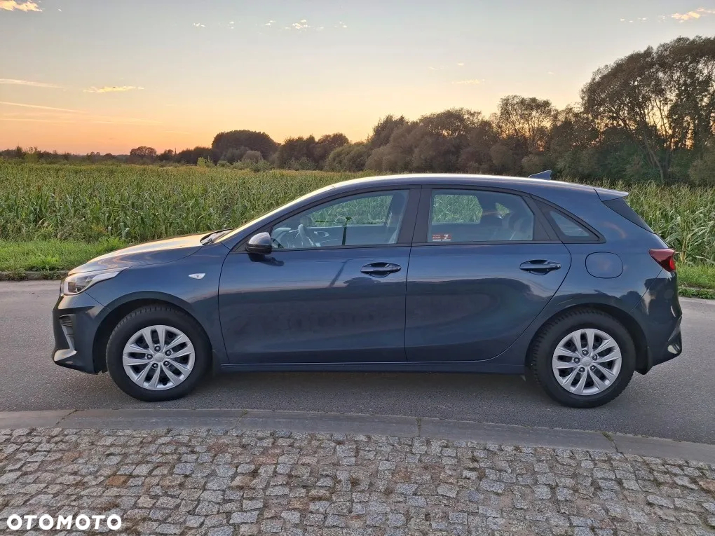 Kia Ceed - 4