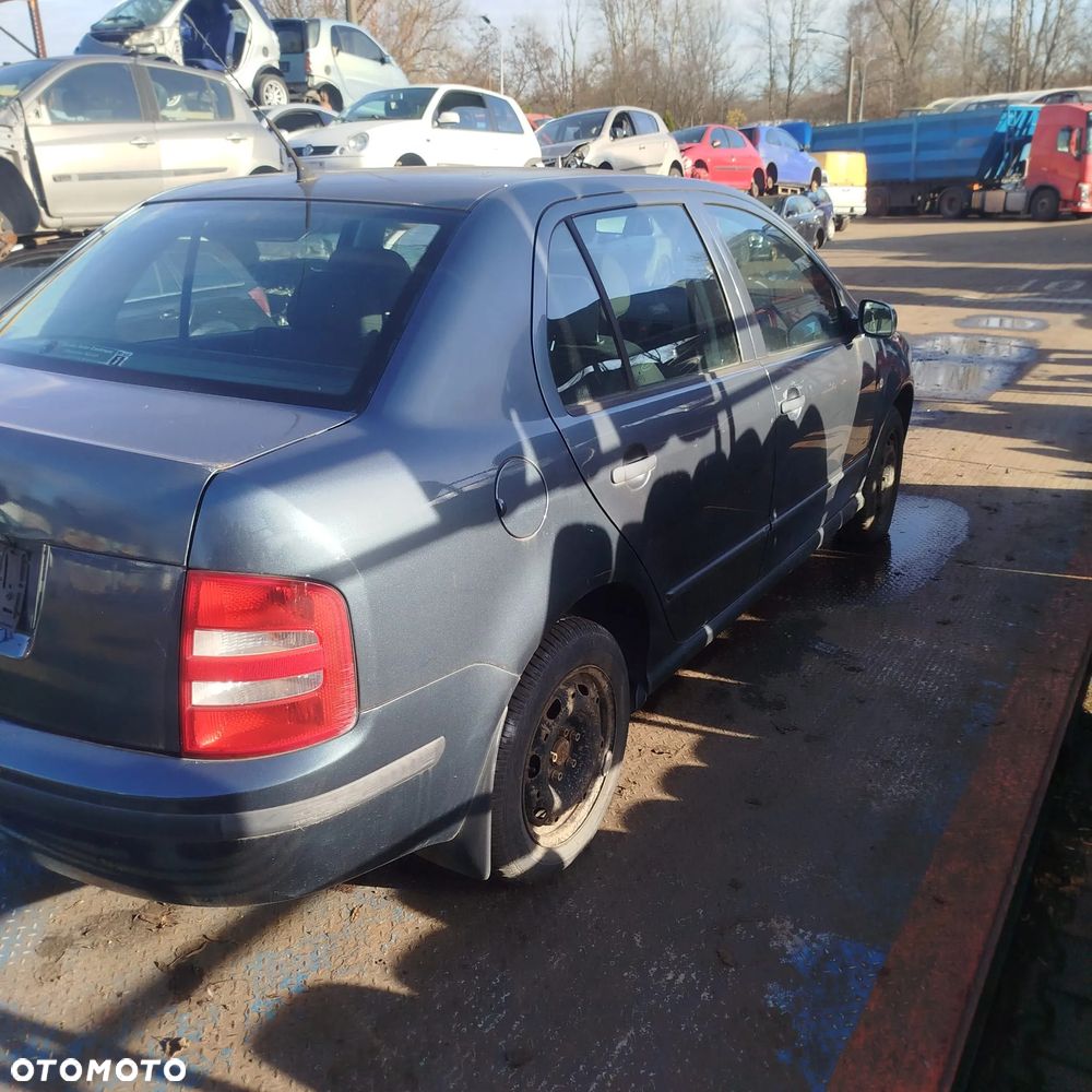 Skoda Fabia 1  na części . - 8