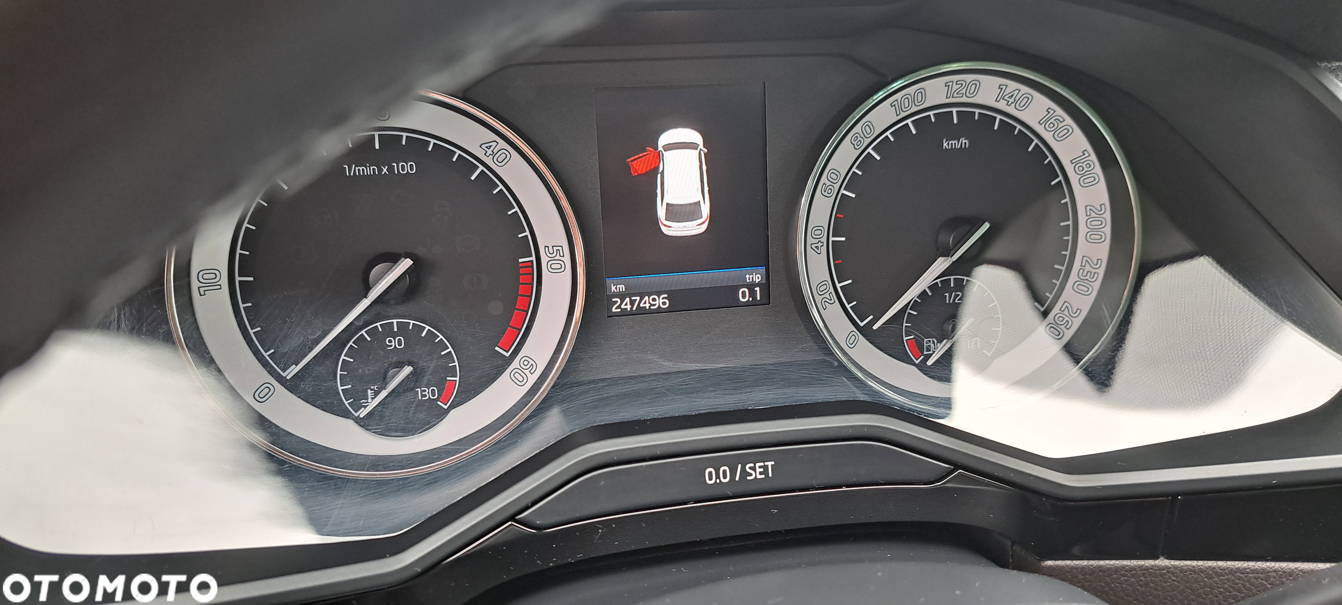 Skoda Superb Combi 2.0 TDI L&K - 22
