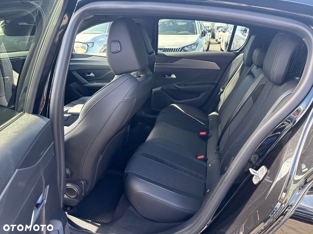 Peugeot 308 - 11