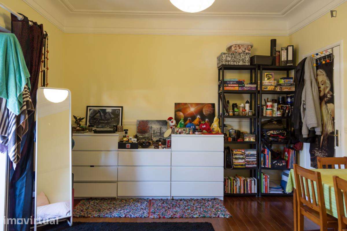 Quarto - localizado em Entrecampos Lisbon - Grande imagem: 5/15
