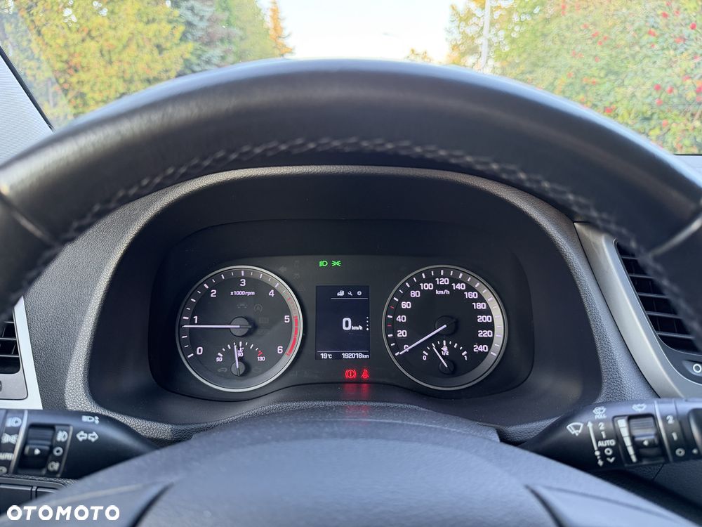 Hyundai Tucson 1.7 CRDI BlueDrive Style 2WD - 16