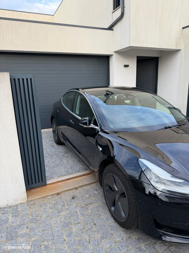 Tesla Model 3 Standard Range Plus RWD - 2