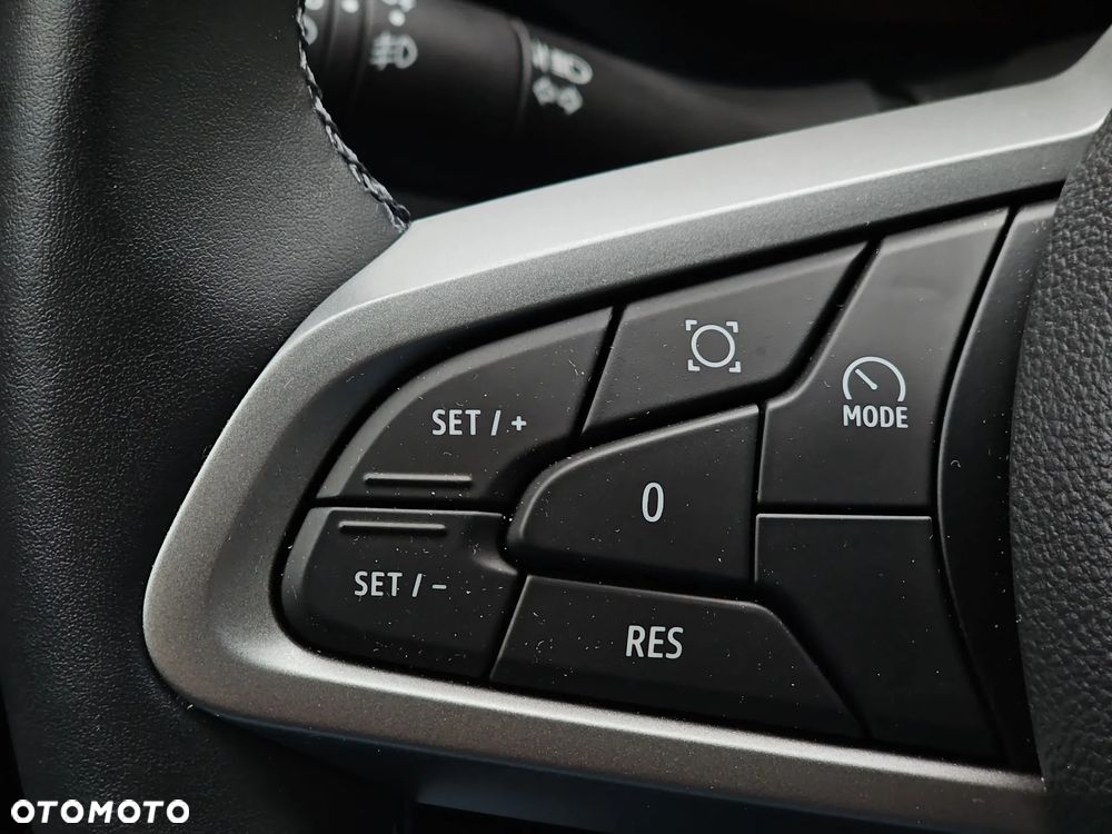 Dacia Duster 1.6 Full Hybrid 140 Journey MMT - 19