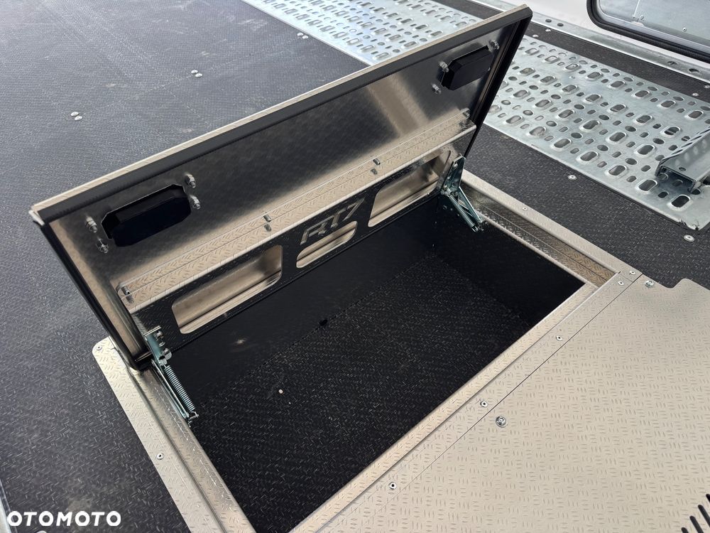 Brian James Trailers Race Transporter 7 - 21