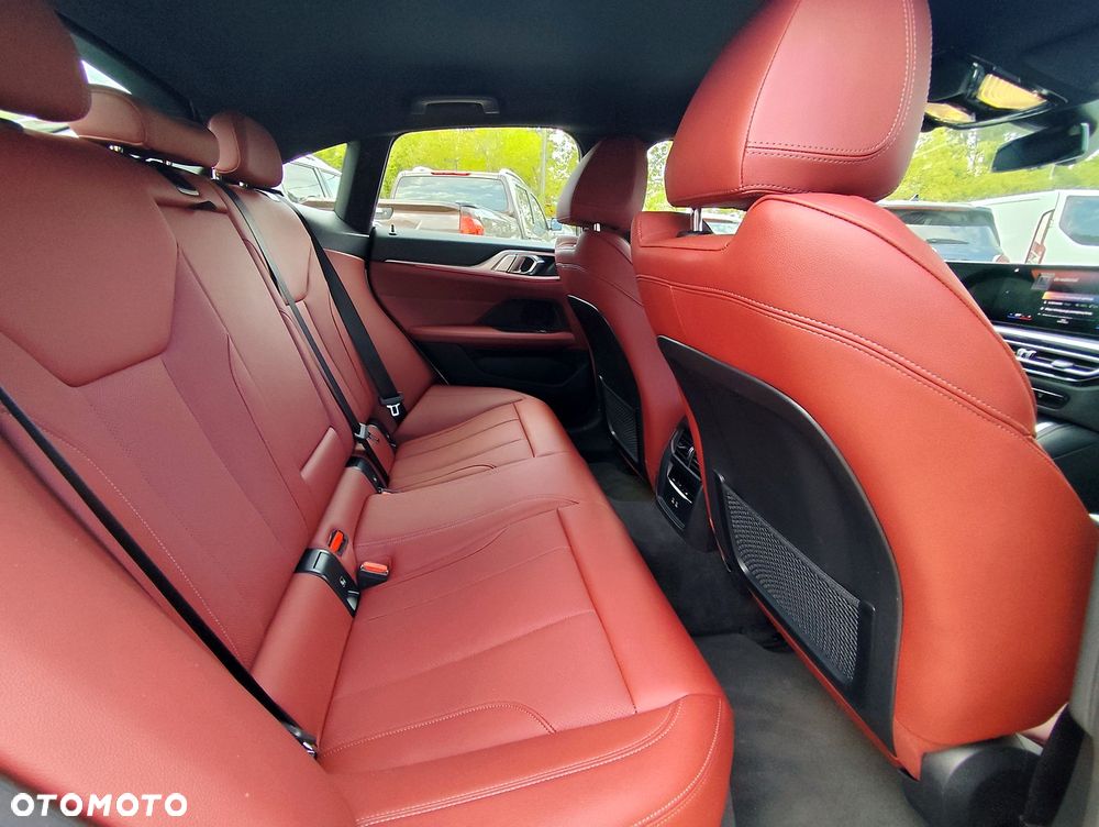 BMW i4 80.7kWh eDrive 40 M Sport - 9
