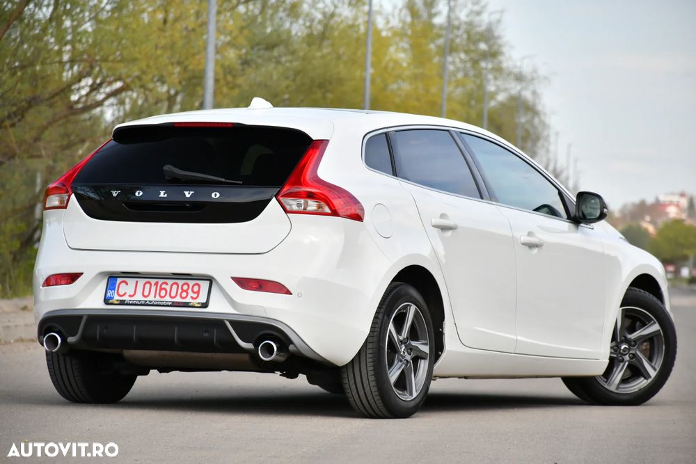 Volvo V40 D3 Geartronic RDesign - 5