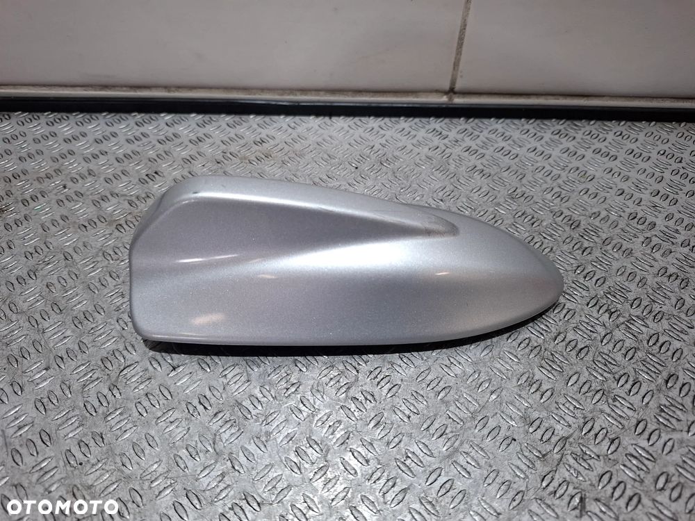 Antena dachowa płetwa Volvo V50 2008 rok nr 31210327 - 3