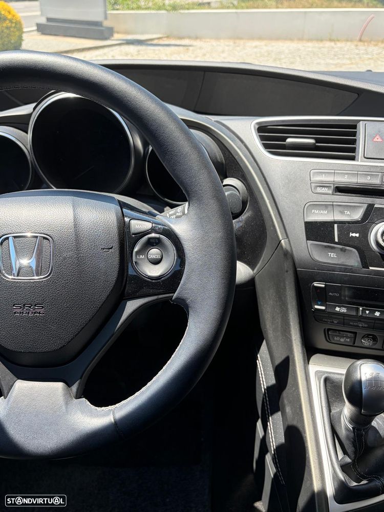 Honda Civic Tourer 1.6 i-DTEC Elegance Connect Navi - 16