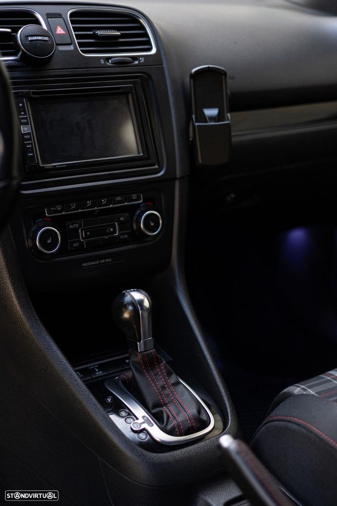 VW Golf 2.0 GTI DSG - 9