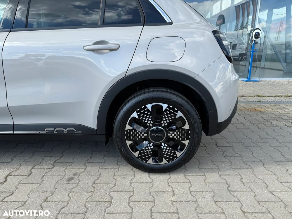 Fiat 600 BEV 54 kWh La Prima - 16