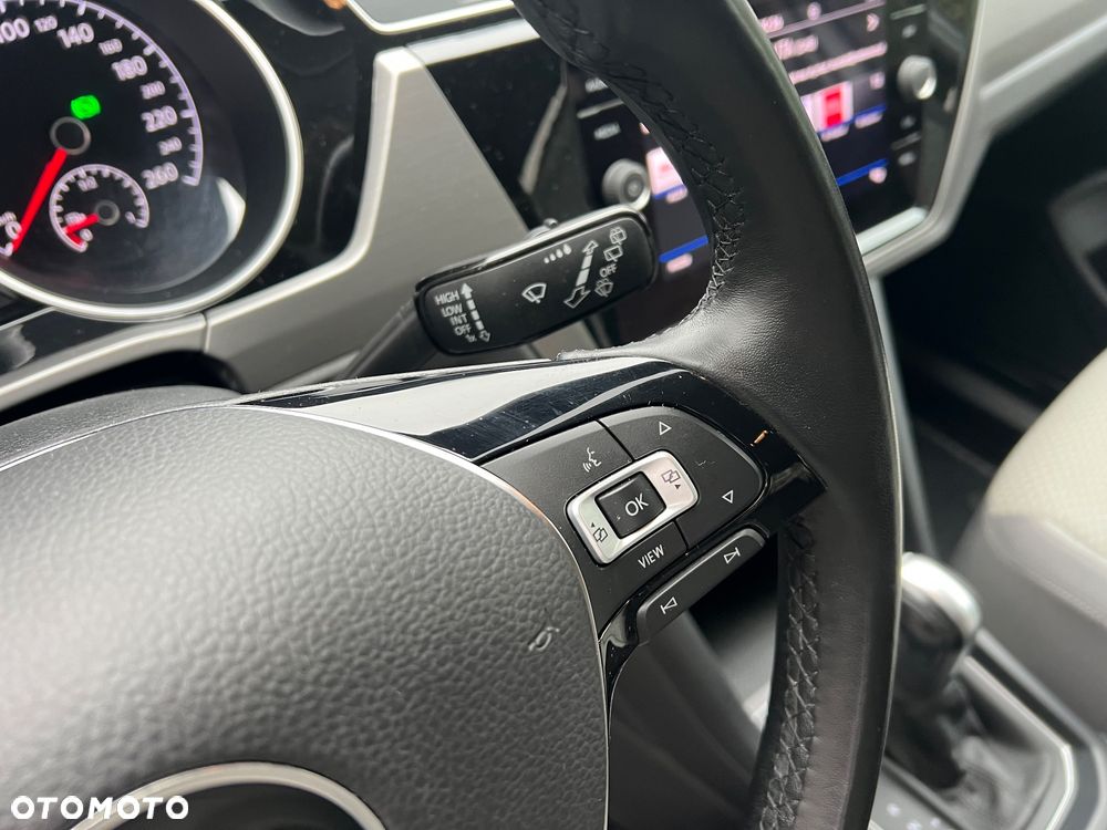 Volkswagen Touran 1.5 TSI EVO Comfortline DSG - 20