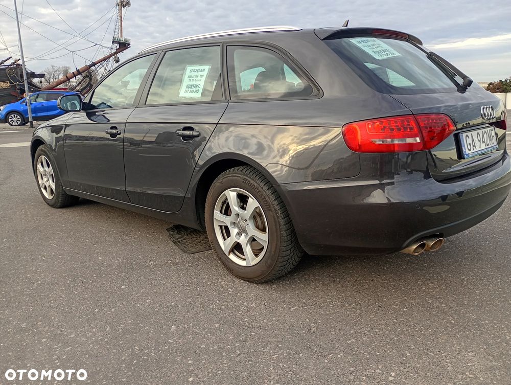 Audi A4 Avant - 11