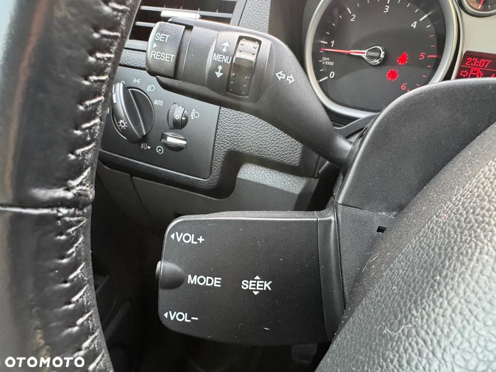 Ford Kuga 2.0 TDCi 4x4 Titanium - 15