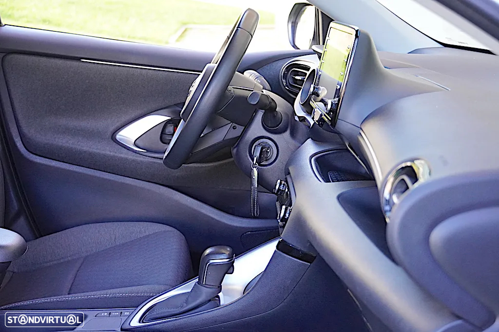 Toyota Yaris 1.5 HDF Exclusive - 20