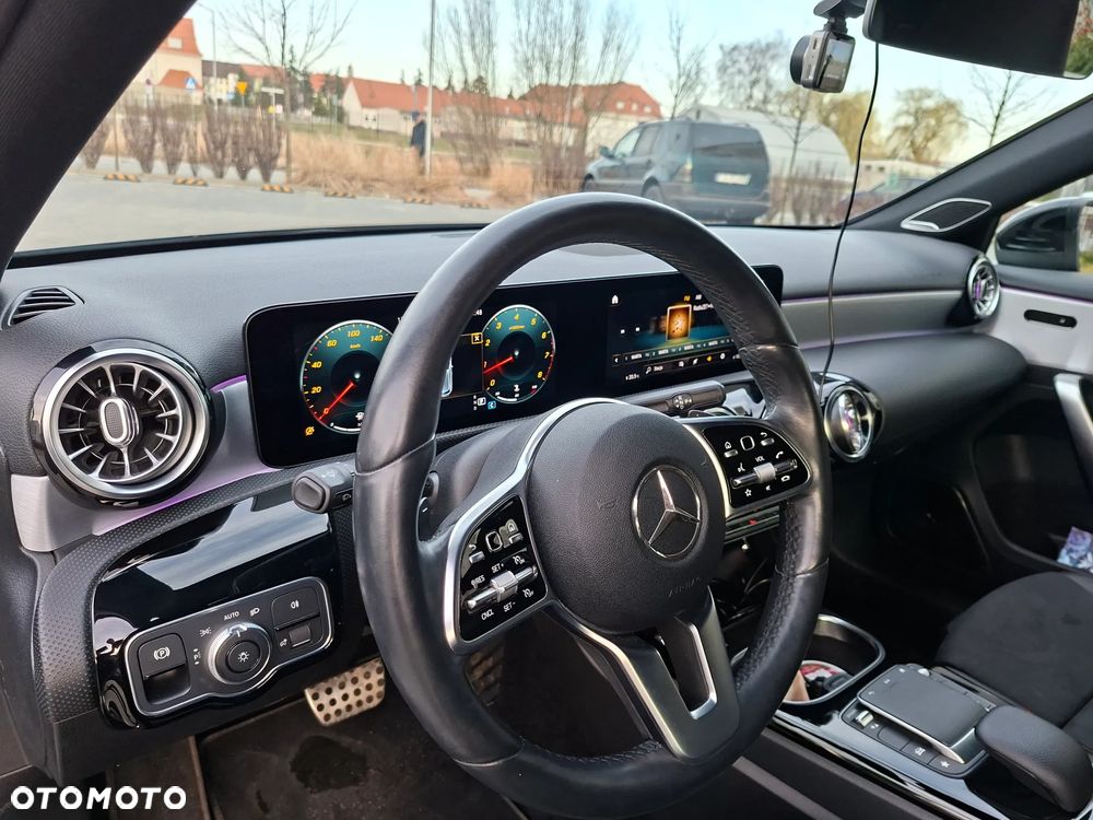 Mercedes-Benz Klasa A 250 4Matic 7G-DCT AMG Line - 26