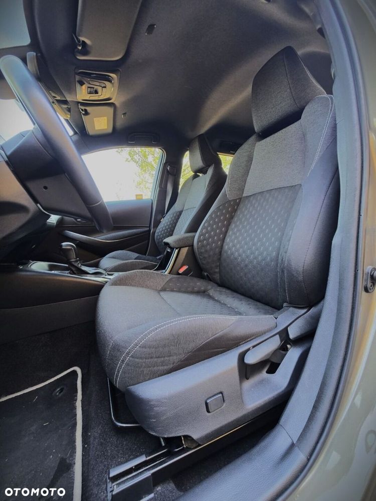 Toyota Corolla 1.8 Hybrid Comfort - 14
