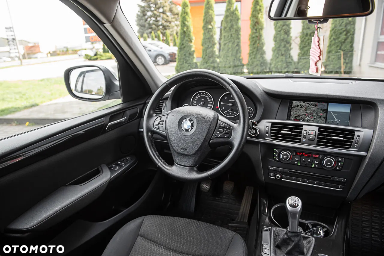 BMW X3 xDrive20d - 23