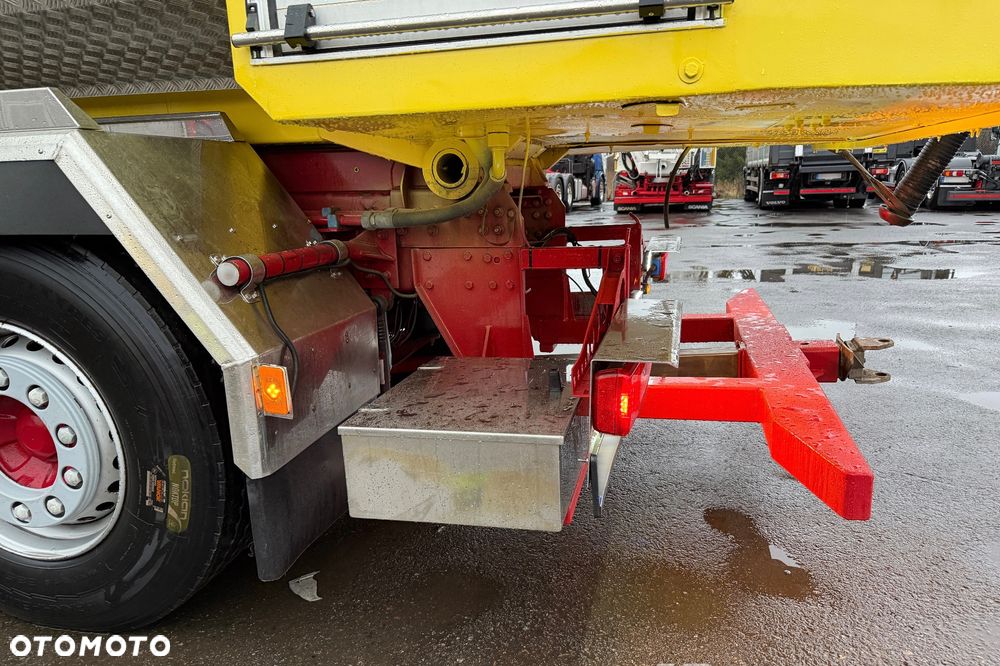 Volvo FM380 6x2 - 13