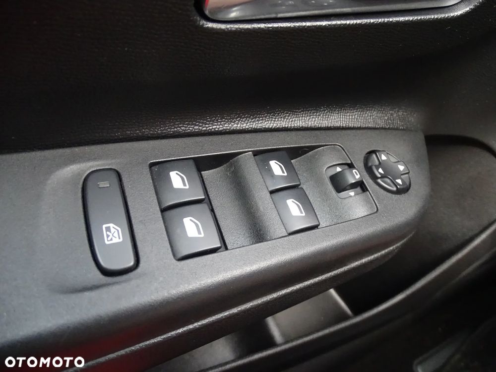 Opel Corsa 1.2 Direct Injection Turbo - 19