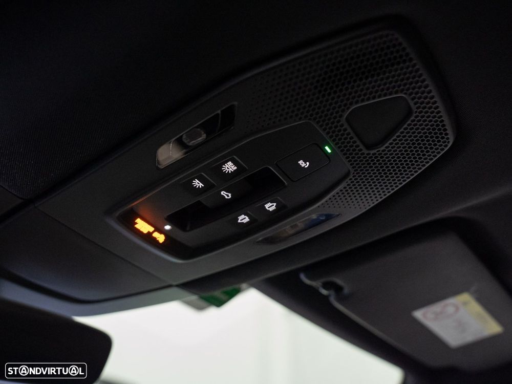Porsche Macan Electric 4 - 58