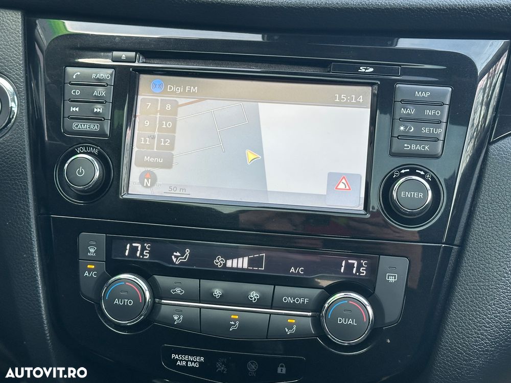 Nissan Qashqai 1.6 DIG-T N-Connecta - 17