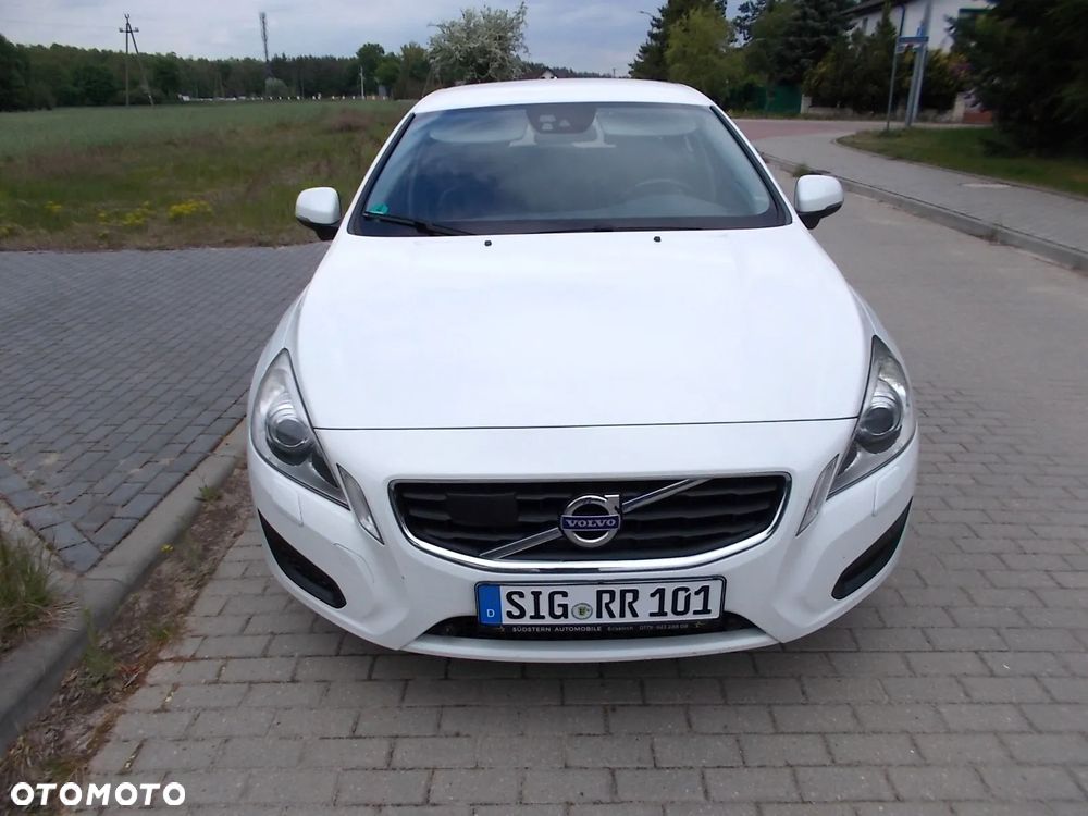 Volvo V60 D4 Edition - 4