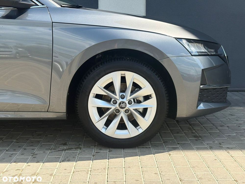 Skoda Octavia 1.5 TSI mHEV Selection DSG - 19