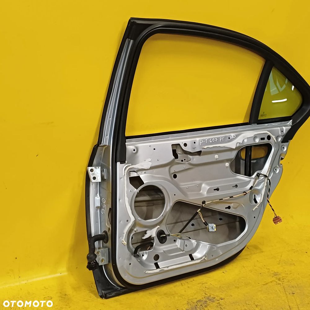 DRZWI PRAWY TYŁ PRAWE TYLNE PEUGEOT 607 SEDAN NR960 - 11