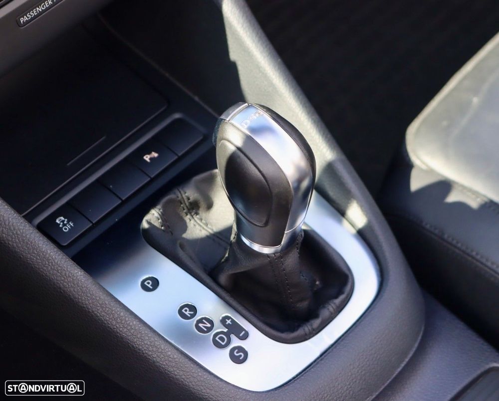 VW Golf Cabriolet 1.4 TSI Sport DSG - 23