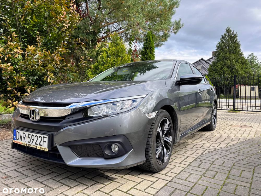 Honda Civic 1.5 T Elegance - 10